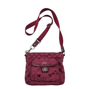Coach Signature Patent Trim Turnlock Pocket Crossbody Shoulder Handbag Wine